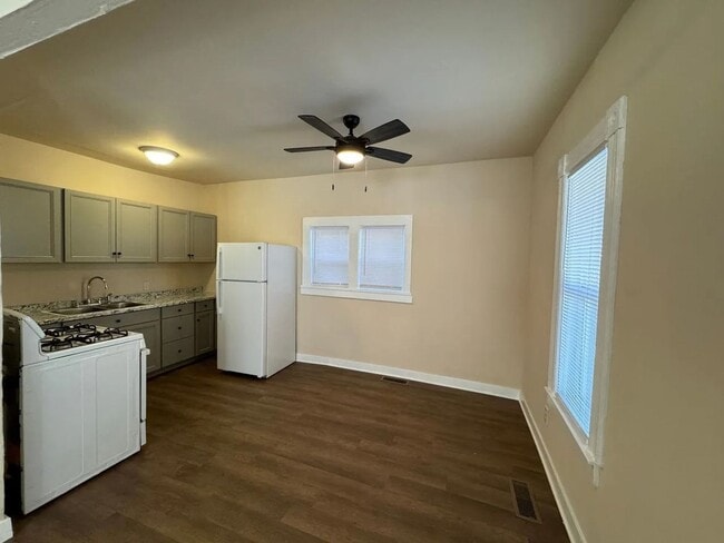 Foto del edificio - 910 Sahwatch St