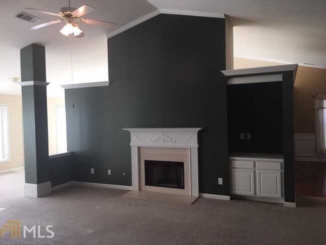 Foto del edificio - 1032 Fairmont Park Dr