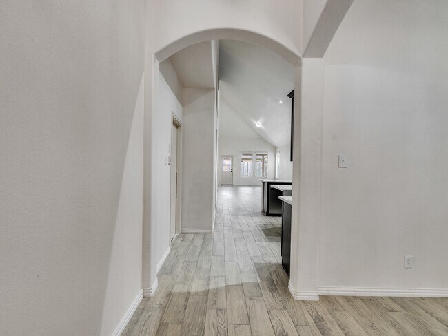 Foto del edificio - 20423 Purple Sunset Ct