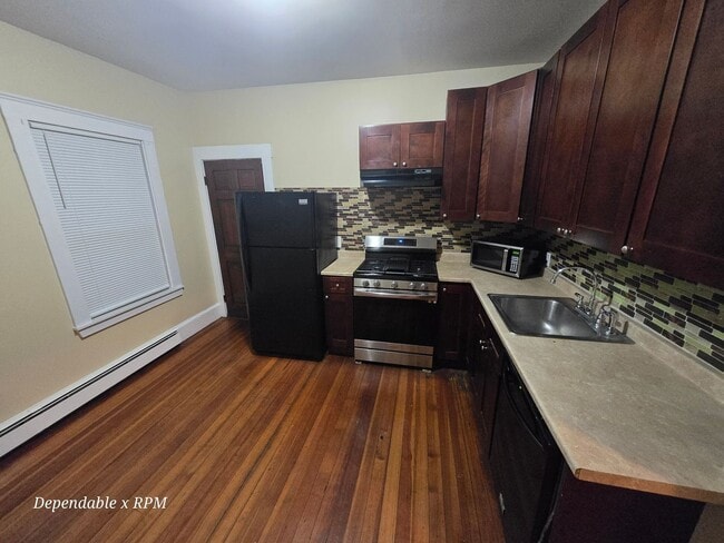 Photo - 735 Washington St Apartment