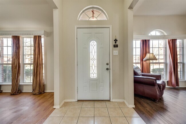 Foto del edificio - 2431 Fieldcrest Dr