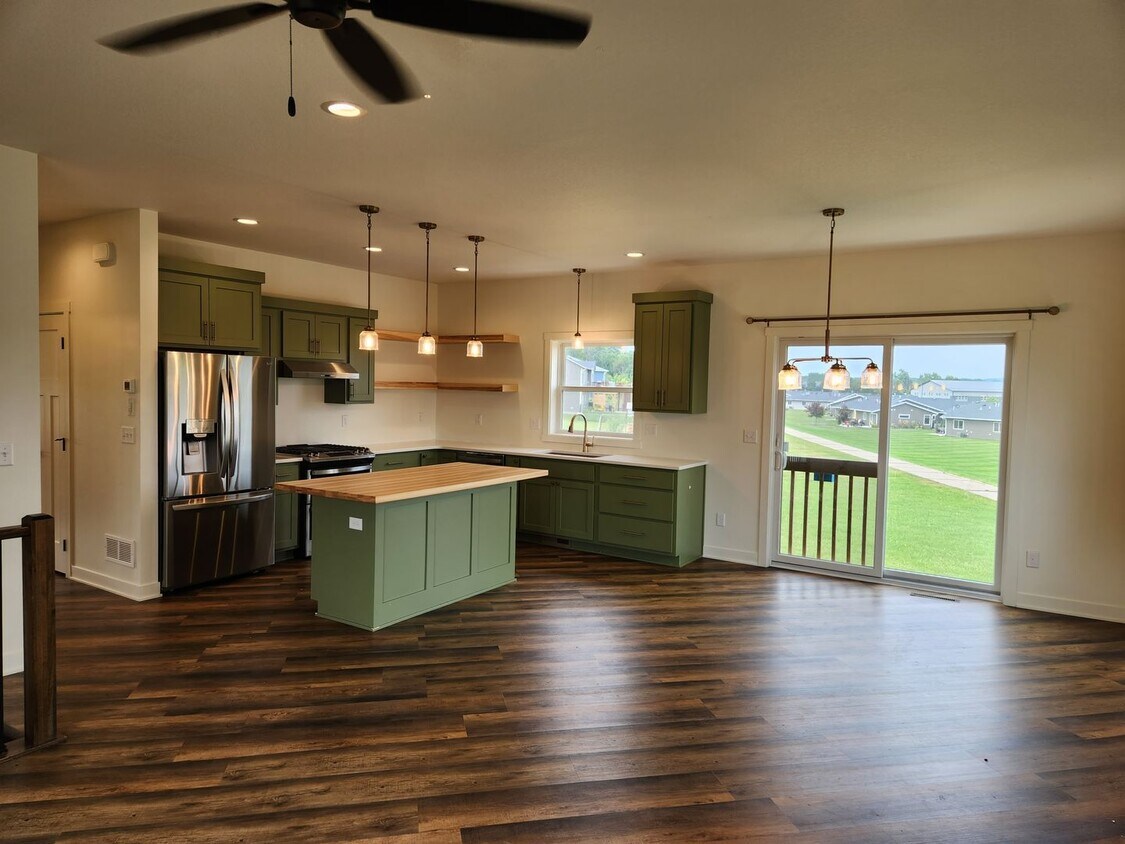 Foto principal - 1012 Eagle Vista Ln