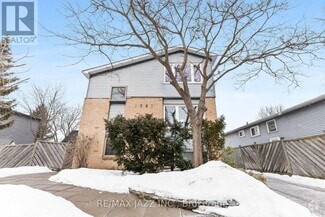 Building Photo - 1397 Ritson Rd S
