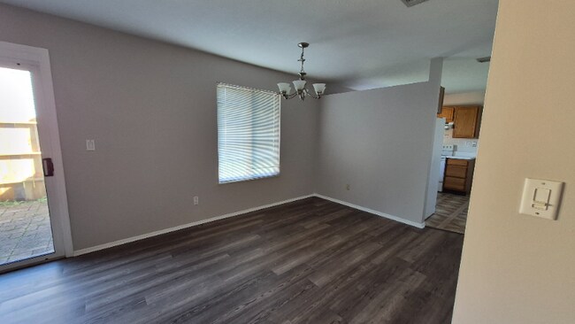 Foto del edificio - 1471 Eagle Highlands Dr