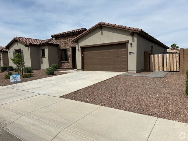 Building Photo - 7306 N 80th Ln