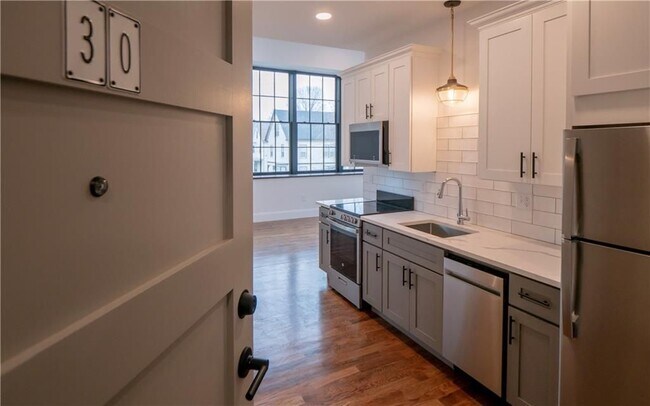 Foto del edificio - 15 Cranston Ave