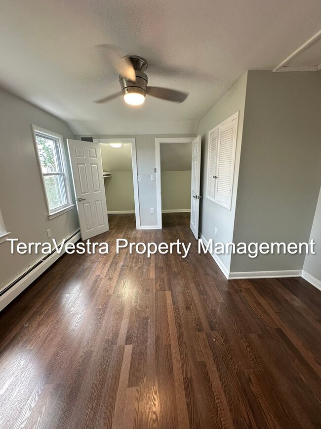 Building Photo - Single family home in Millville! Eligible ...
