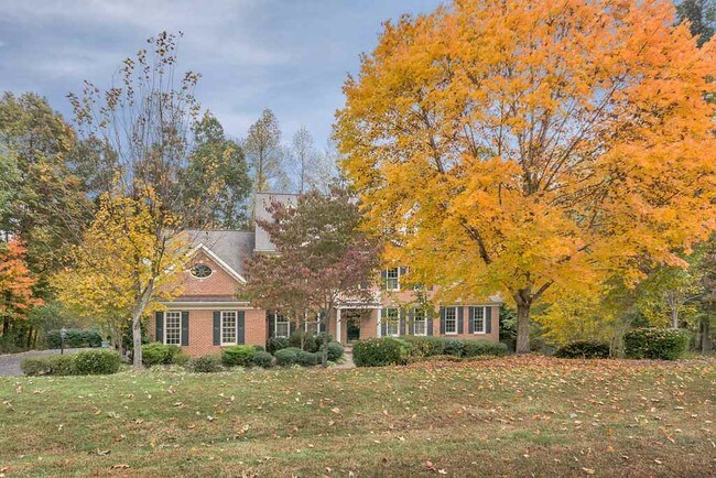 Foto del edificio - 2525 Wind River Rd