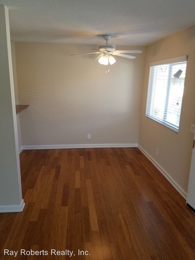 Building Photo - 4127-4151 Hilaria Way