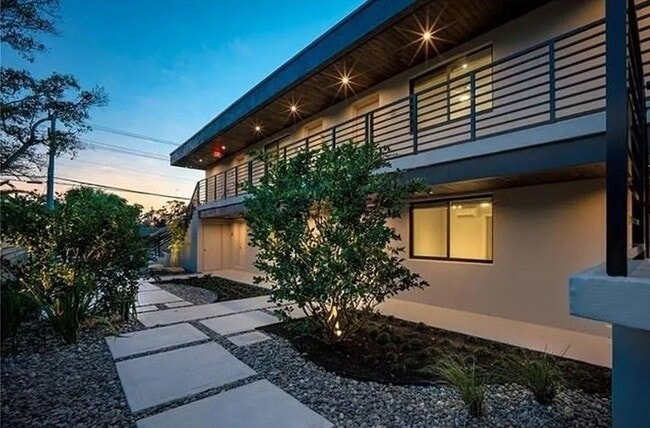 Foto del edificio - 1273 NE 38th St