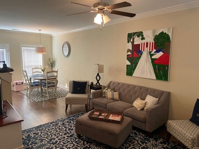 Foto del edificio - 4BR/4.5BA For Rent