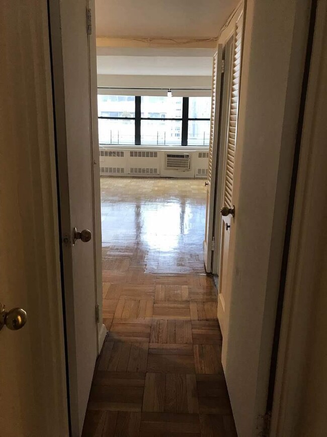 Foto del edificio - 399 E 72nd St