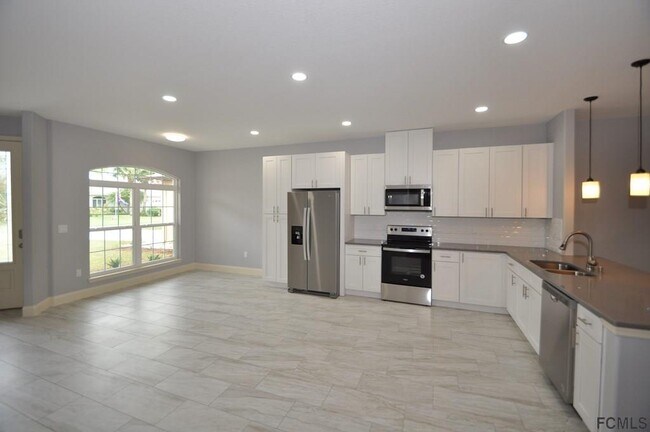 Building Photo - 20 Collingwood Ln