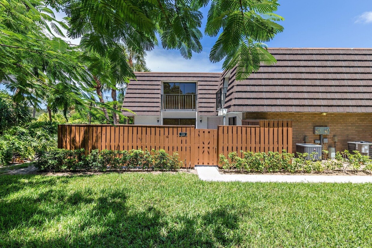 1124 11th Ct, Jupiter, FL 33477 Townhouse for Rent in Jupiter, FL