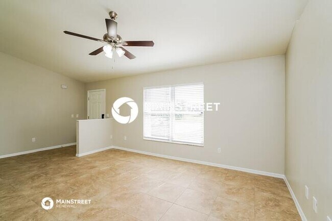 Building Photo - 820 SW 11th Pl