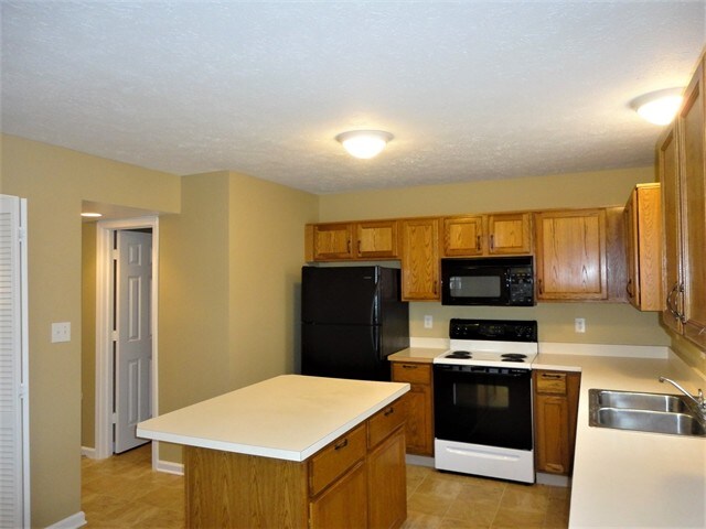 Foto del edificio - 6346 Creekshore Lane
