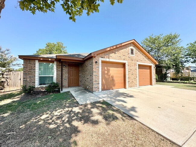 Building Photo - 304 Harley Dr