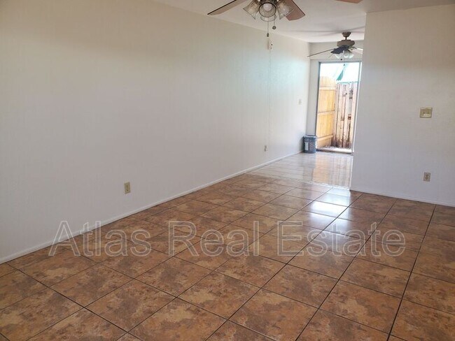 Building Photo - 1815 S Van Buren Ave