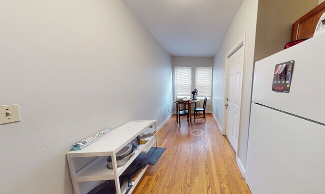 Foto del edificio - 344 Putnam Ave