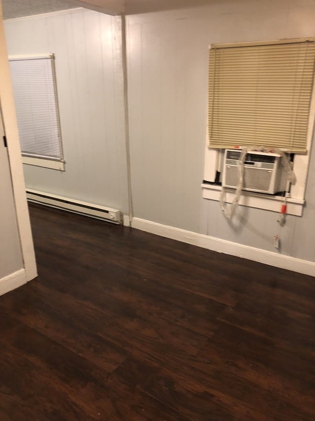 Foto del edificio - 100 Duke St