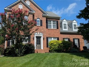 Building Photo - 279 Chandeleur Dr
