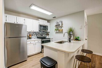 Parks at Hunters Creek apartments — community photo - Parks at Hunters Creek