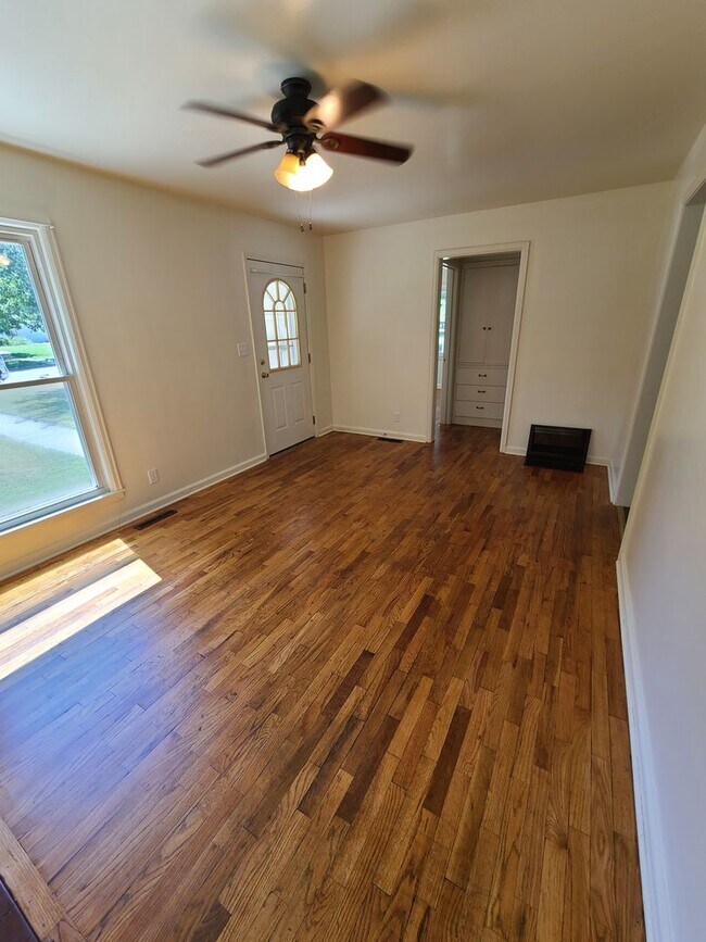 Building Photo - Single Family with a large yard