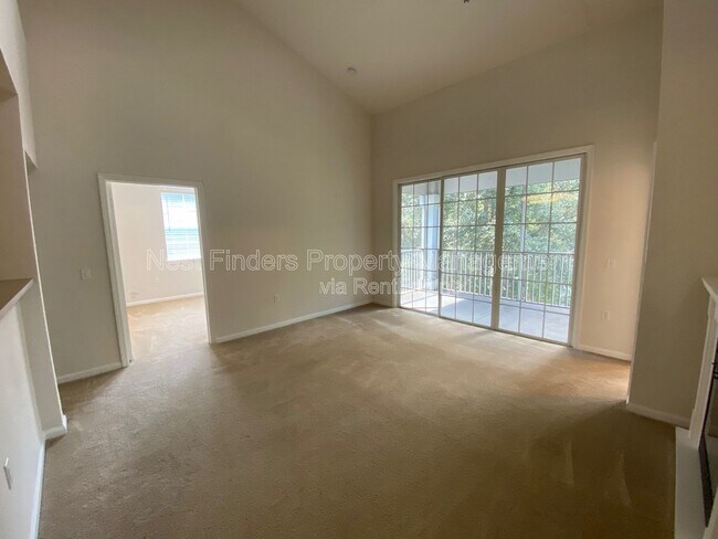 Foto del edificio - 8550 Touchton Rd