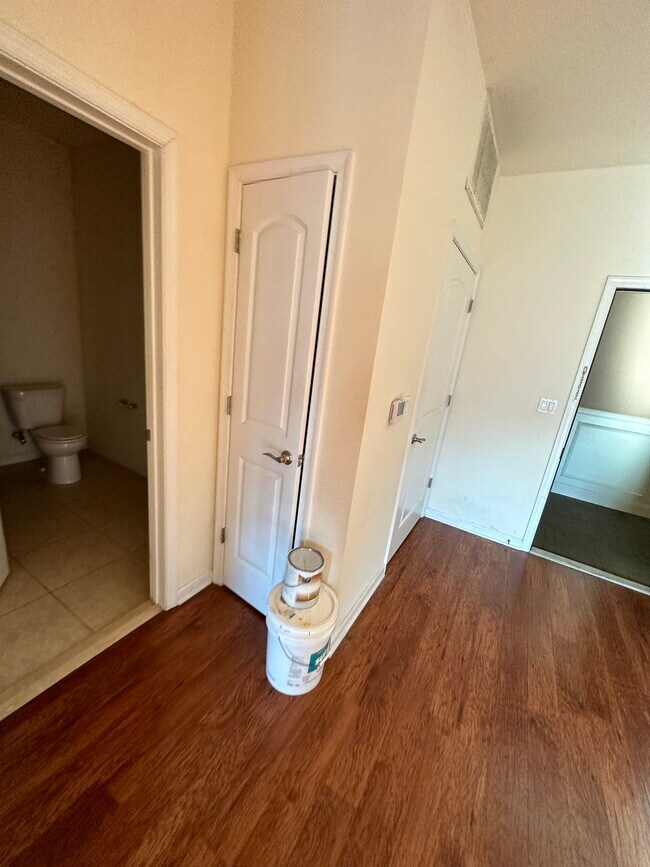 Foto del edificio - 5607 Jefferson St