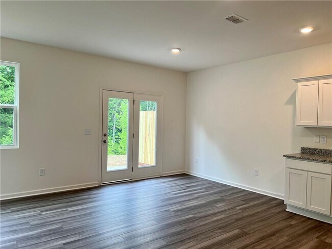 Foto del edificio - 3539 Cardinal Way SW