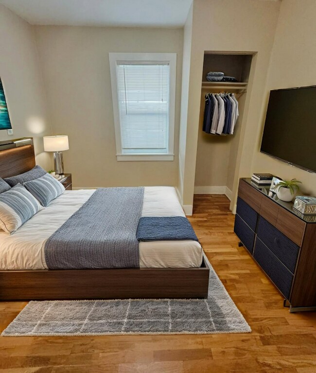 Building Photo - 2415 W Vermijo Ave