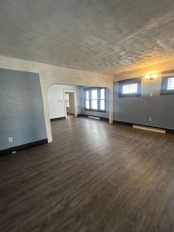 Building Photo - 81 St Florian St