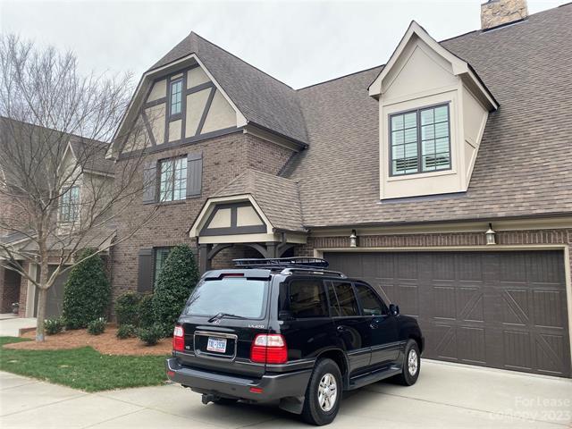 Foto principal - 6222 Fletcher Cir