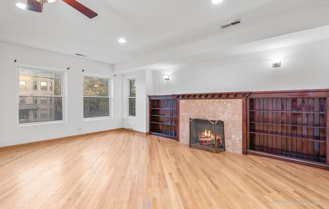 LIVING ROOM - 5322 S Michigan Ave