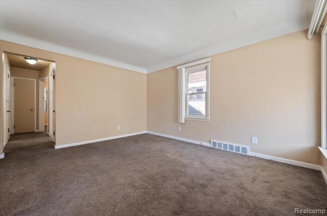 Foto del edificio - 14301 Freeland St