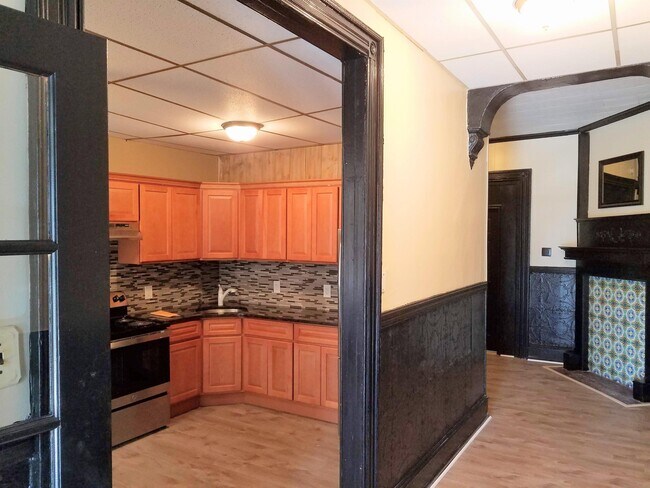 Building Photo - 1225 W Allegheny Ave