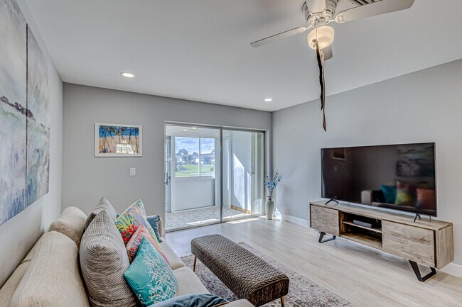 Building Photo - 2680 Barkley Dr E