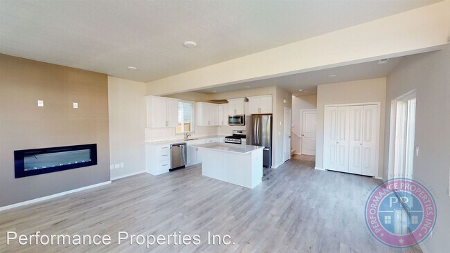 Building Photo - 3 br, 3 bath House - 14553 SW 78th Avenue