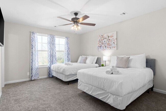 Foto del edificio - 867 Central Ave