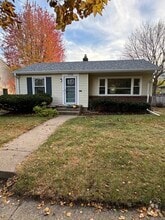 Building Photo - 1504 Eleanor Ave