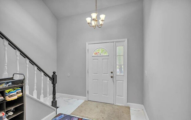 Foto del edificio - 92 Ginger Dr