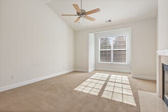 Interior Photo - Barclay Square at Princeton Forrestal