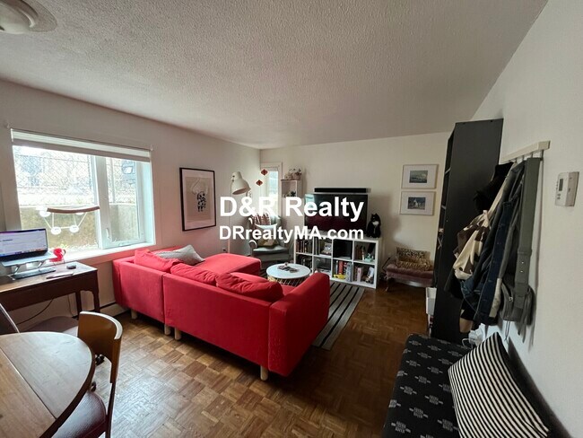 Foto del edificio - 524 Putnam Ave