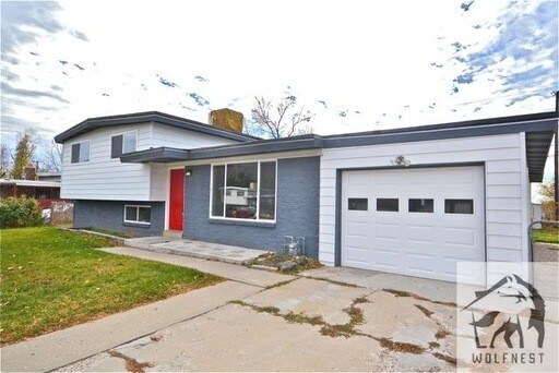 Primary Photo - 135 Green Dr