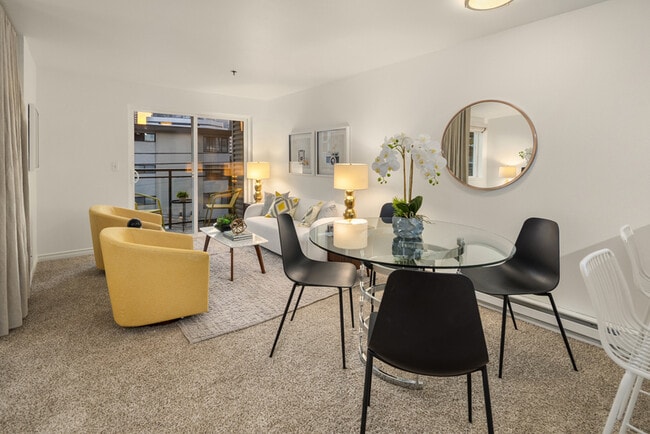 Foto del edificio - 1616 Summit Ave