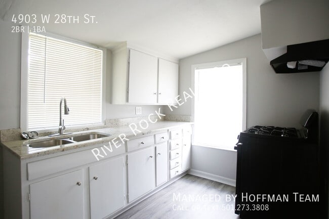 Building Photo - 4903 W 28th St