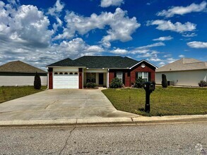 Building Photo - 201 Tyson Glen Dr