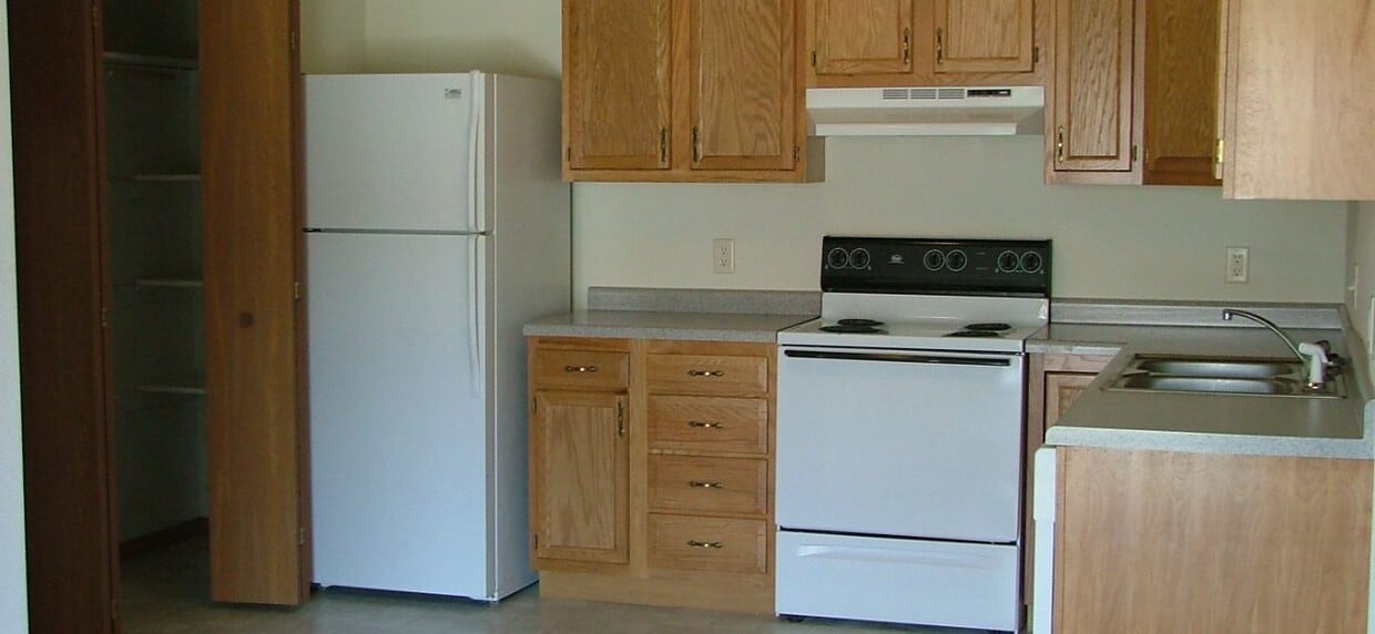 Primary Photo - PLUM VILLA