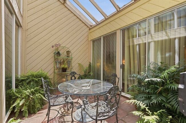 Photo - 10125 Valley Forge Dr Apartment