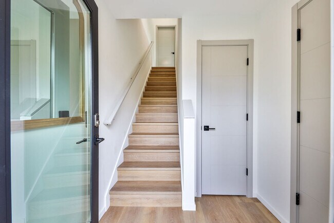 Foto del edificio - 7955 Delridge Wy SW